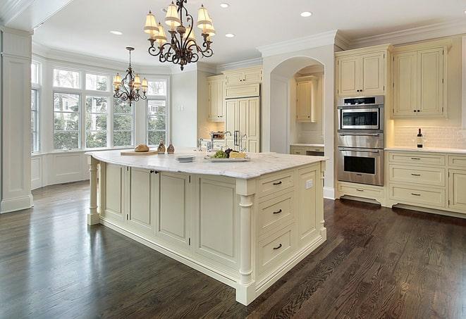 professional installation of laminate floors in a home renovation in Alexandria